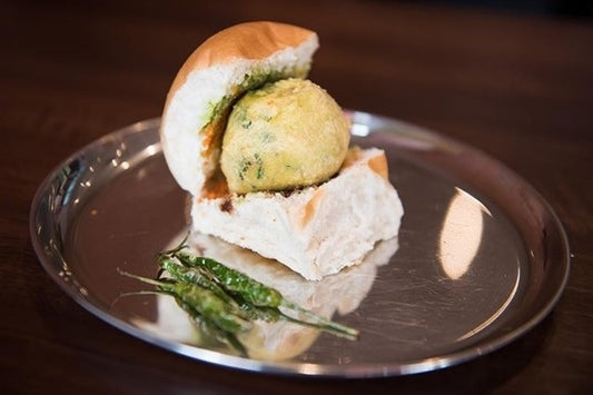 Butter Vada pav