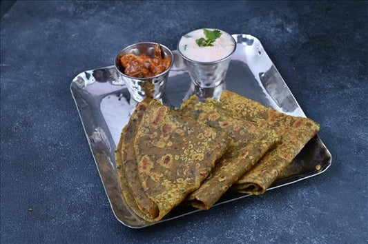 Methi Thepla & Raita (2 pcs)